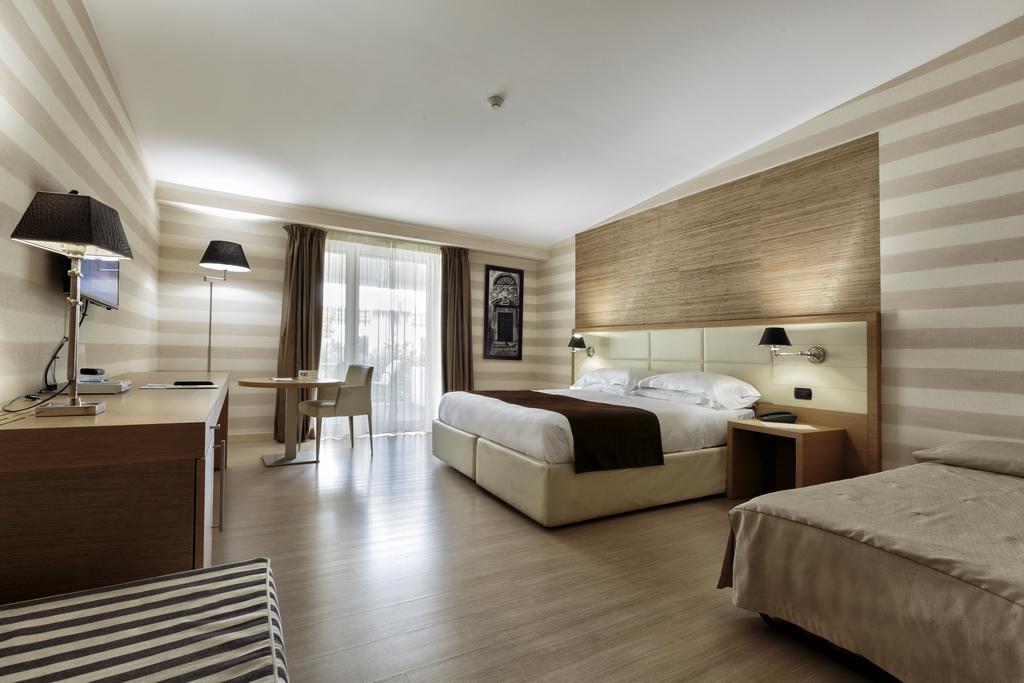Hotel Pineta Wellness&Spa Ruvo di Puglia Esterno foto